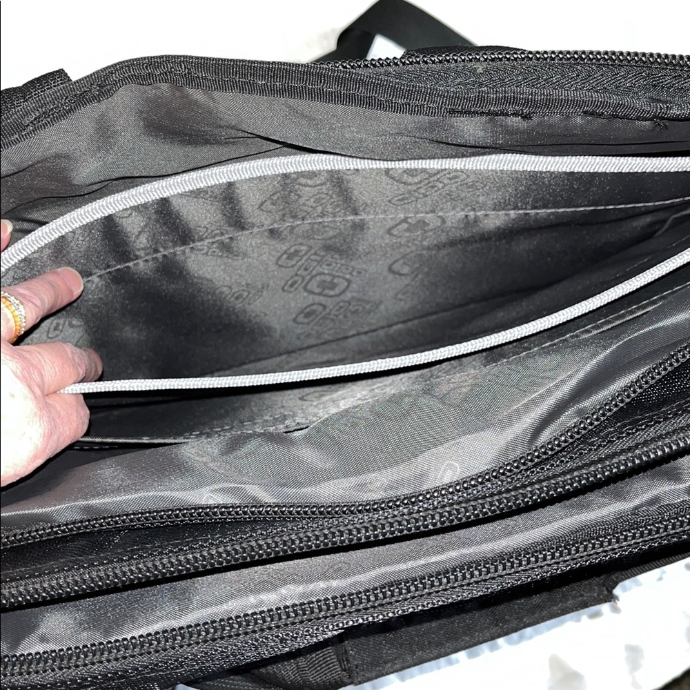 OGIO LAPTOP CARRYING CASE - Picture 8 of 16